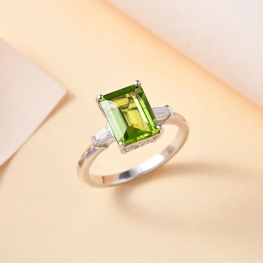 sterling silver and Peridot Ring