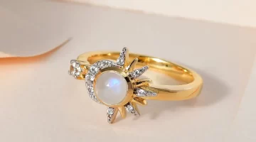 Vintage jewelry Rainbow Moonstone Ring Vintage ring