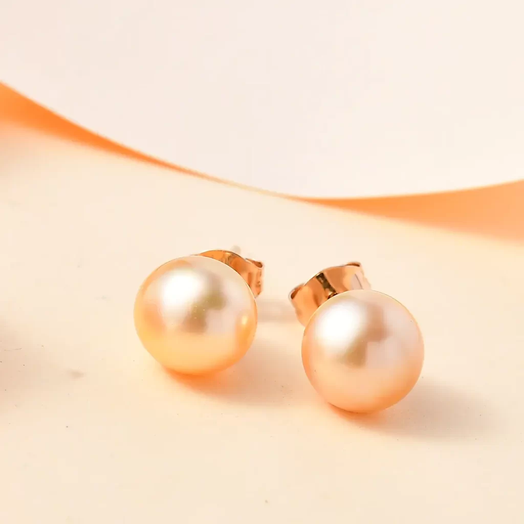 demure meaning in fashion pearl studs